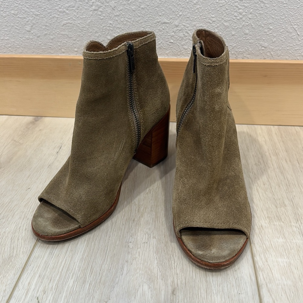 Frye Boot, Open Toe - Picture 2 of 3